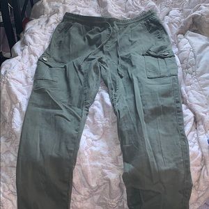 Green cargo joggers